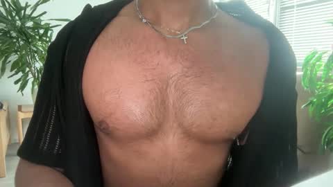 machine_15_ online show from April 28, 2:22 pm