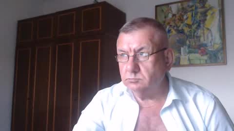 Macho online show from September 9, 3:22 pm