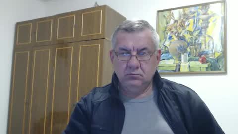 Macho online show from December 27, 10:05 pm