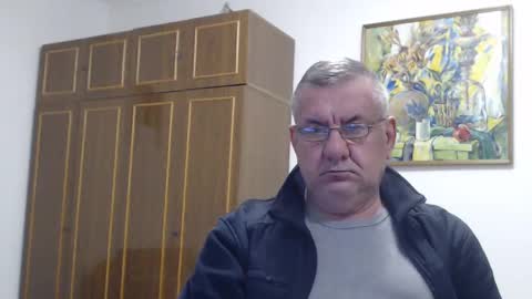 Macho online show from December 13, 6:49 pm