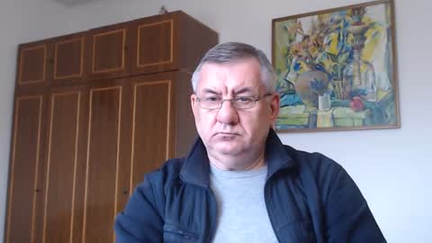 Macho online show from February 6, 2:04 pm