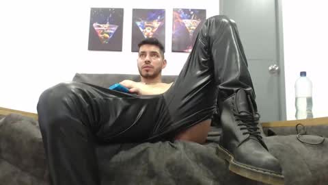 instagram mackdanielsx online show from February 12, 8:37 pm