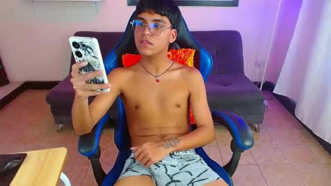 Maik online show from June 2, 9:38 pm