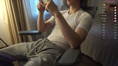 Snapshot of maestro3369 chatting on February 5, 1:22 pm Mike XMaestro 3369 online show from February 5, 1:22 pm