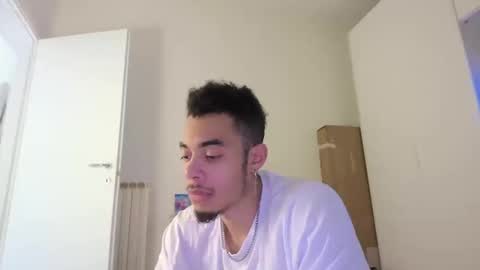 Snapshot of magicsempai chatting on January 28, 11:49 am Magicsempai online show from January 28, 11:49 am