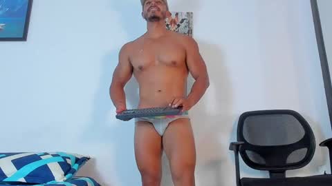 Magnusclark online show from March 31, 11:39 pm