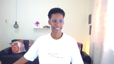 Snapshot of maiki18 chatting on January 16, 1:58 pm I am Maik online show from January 16, 1:58 pm