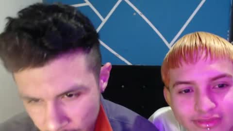 maikjameshot online show from December 16, 5:58 am