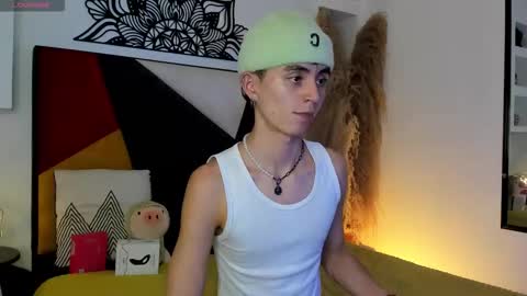 Snapshot of maiky_cooper chatting on October 21, 8:45 pm Maiky Cooper online show from October 21, 8:45 pm