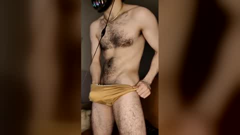 makeumelt690 online show from April 4, 11:57 pm