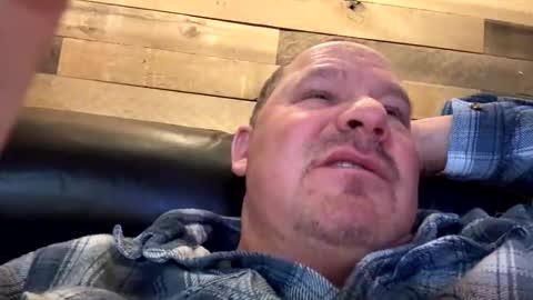 makeyousquirt1969 online show from February 25, 6:36 am