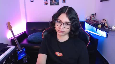 Snapshot of malik_harrison_ chatting on March 1, 4:00 pm Malik  online show from March 1, 4:00 pm