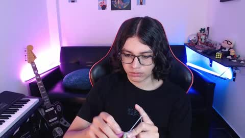 Snapshot of malik_harrison_ chatting on March 6, 5:00 pm Malik  online show from March 6, 5:00 pm