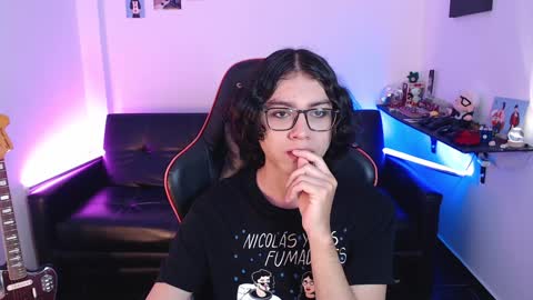 Snapshot of malik_harrison_ chatting on January 3, 2:40 pm Malik  online show from January 3, 2:40 pm