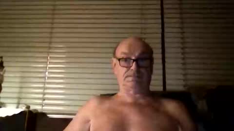 manes5858 online show from November 17, 10:02 pm