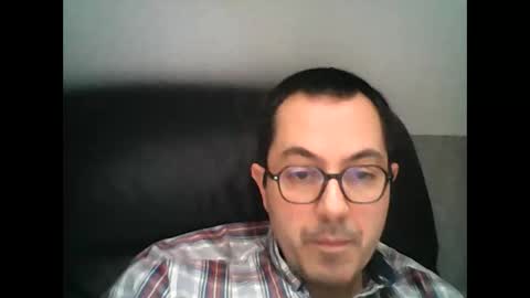 Snapshot of manu5933 chatting on February 25, 12:45 pm manu5933 online show from February 25, 12:45 pm