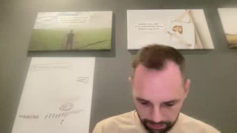 manynaaames online show from December 11, 2:28 pm