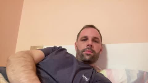 manynaaames online show from December 22, 3:44 pm