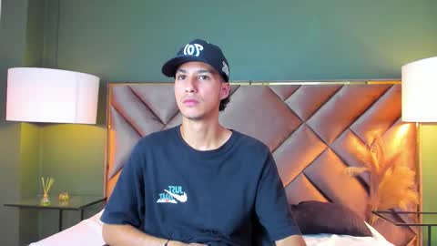 marcus_jeron online show from September 20, 4:34 am