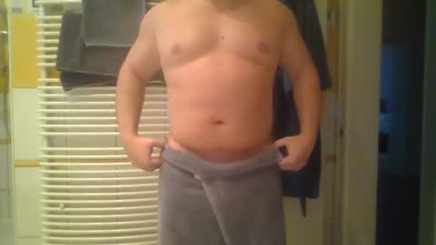 Hot N Horny online show from December 22, 9:28 am