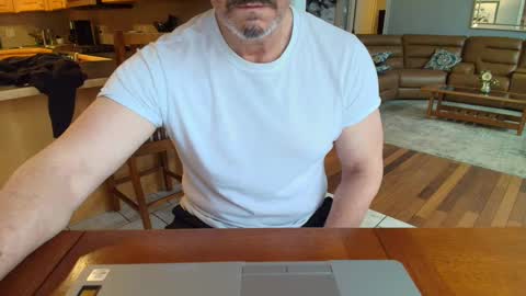 Mark online show from February 27, 3:15 pm