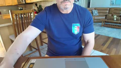 Mark online show from March 10, 10:02 pm