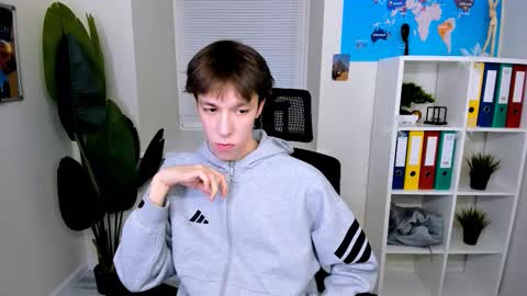 Mark online show from January 9, 3:17 pm