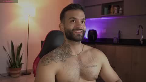 Mark online show from February 5, 12:17 am