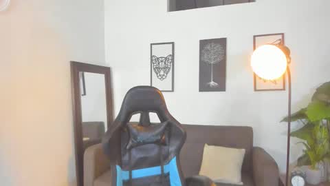 mark_x23 online show from January 10, 2:50 am