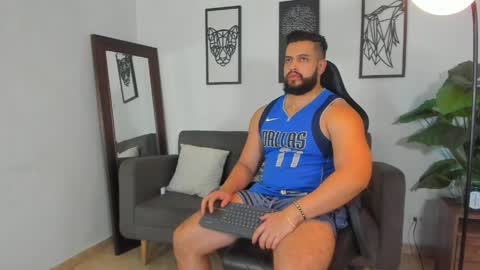 mark_x23 online show from April 10, 5:25 am