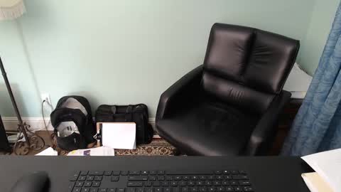 Snapshot of markinwest chatting on October 14, 6:15 pm MarkinWest online show from October 14, 6:15 pm