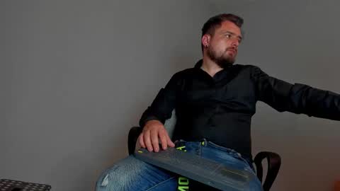 MARK online show from November 11, 7:41 pm