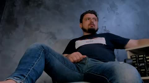 MARK online show from April 19, 6:10 pm