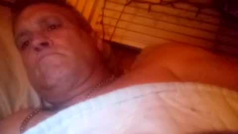 markymark101825061 online show from December 3, 5:24 am