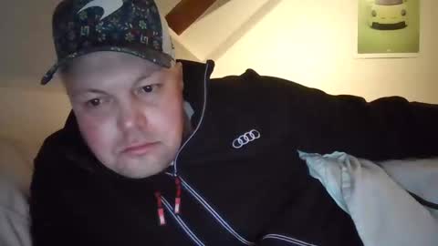 mars0481 online show from December 22, 1:55 pm