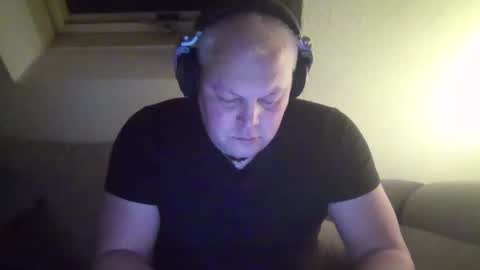 mars0481 online show from February 22, 7:37 pm