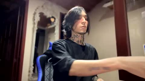   online show from January 22, 12:38 am