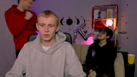 Martin online show from February 15, 8:06 pm