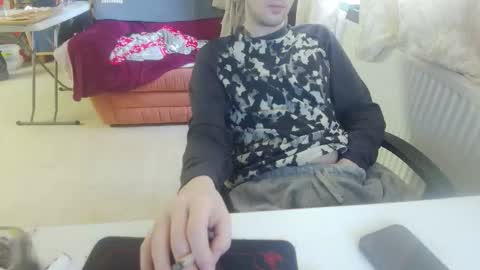 mash_potatoes_are_good online show from March 21, 12:09 pm