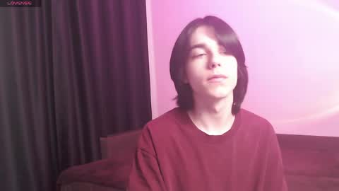 masonsilver_ online show from May 25, 9:04 am