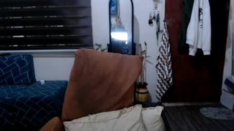 massive_boner02 online show from March 28, 11:05 pm