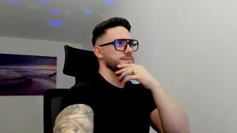 Alex online show from January 17, 3:37 pm