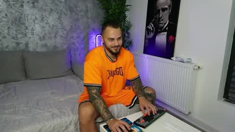 masterkingmuscle online show from September 17, 8:21 pm