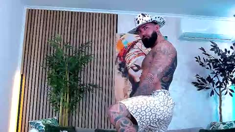 masterkingofmuscle online show from June 8, 9:10 am