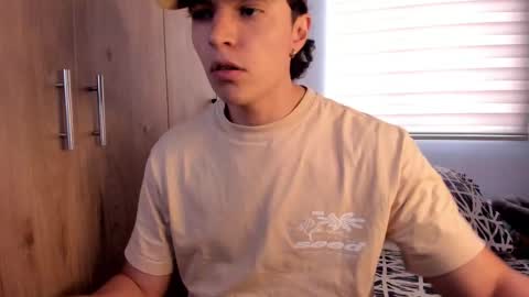 mastrangelo_x online show from November 27, 7:06 pm