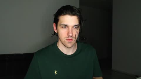 mateo_zeus online show from April 4, 7:55 pm