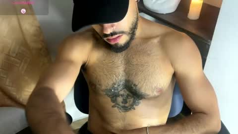 Mateo Baer online show from April 22, 4:08 am