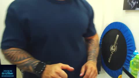 Mateo online show from April 20, 5:26 pm