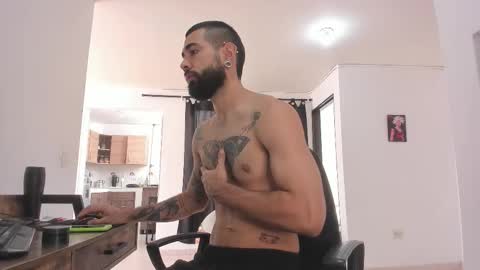 Matheus     online show from February 23, 5:36 pm