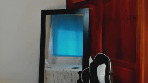 mathews_smith online show from January 19, 2:30 pm